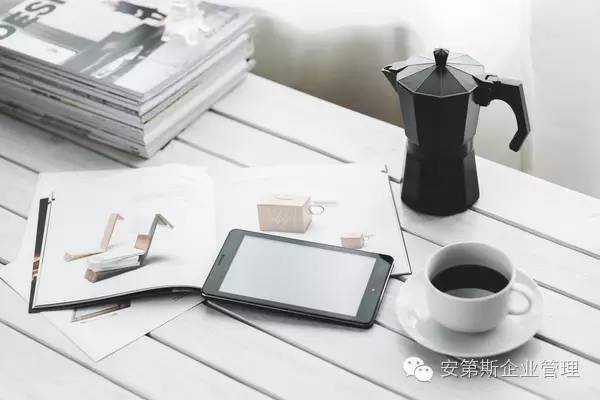 在海南自貿區注冊什么公司比較好